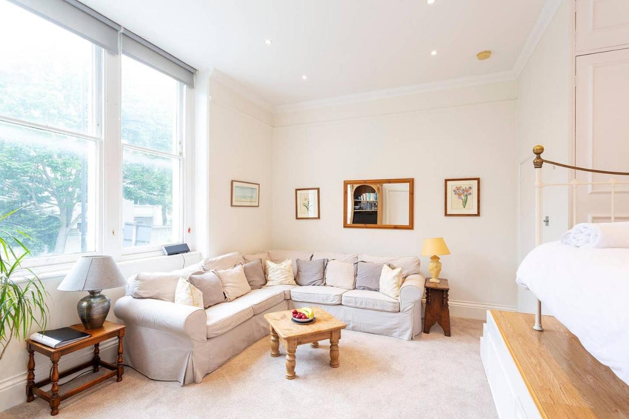 Charming Studio Near Clapham Common Leilighet London Eksteriør bilde